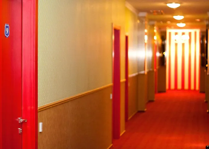Road Star Hotel Дніпро